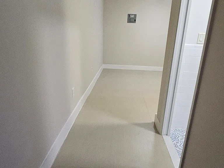 5431 SW 143rd Ave — Photo 15