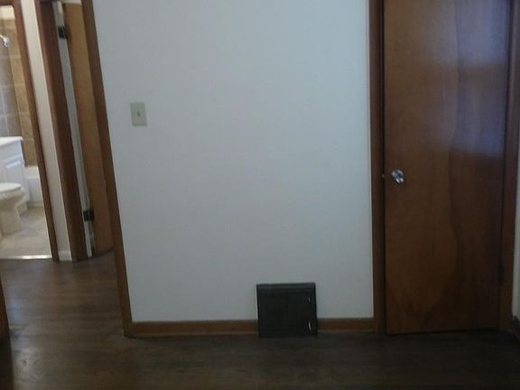 5347 North 57th Str -_  12 -_ pics befor