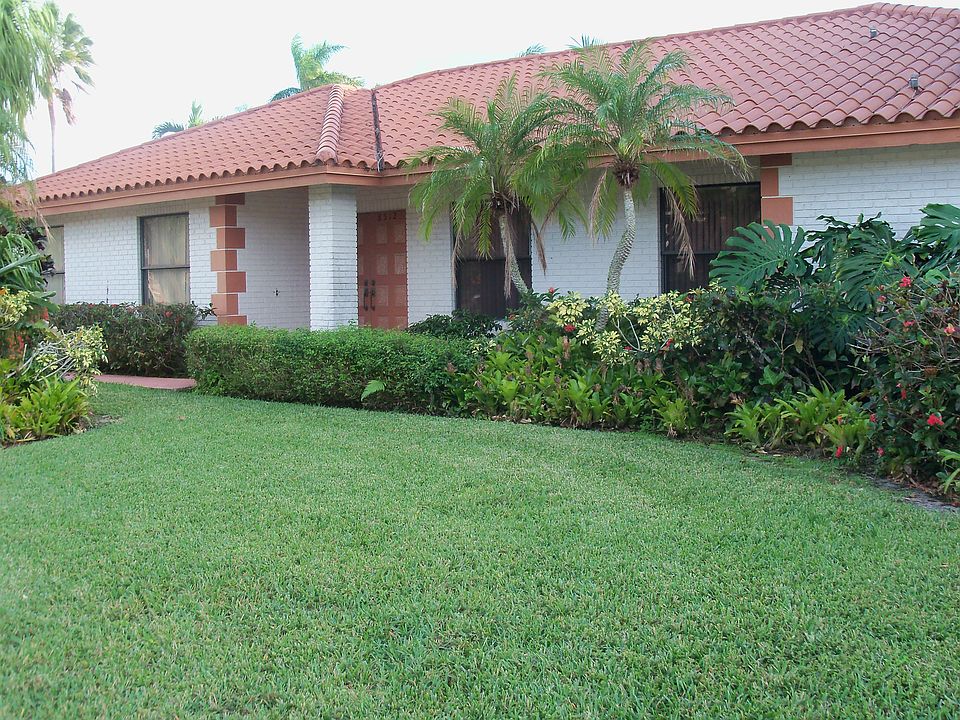 1st image of 8512 NW 80th St