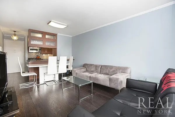 Rented by REAL New York | media 12
