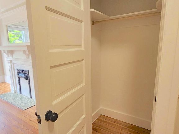 5th image of 135-139 Albion St #137