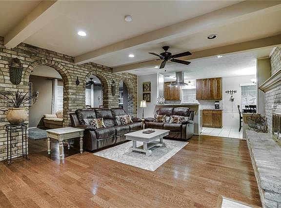 5th image of 3105 Natalie Dr