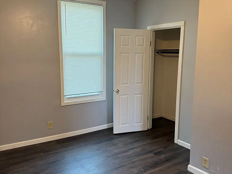 215 Courtland Ave #1 — Photo 4