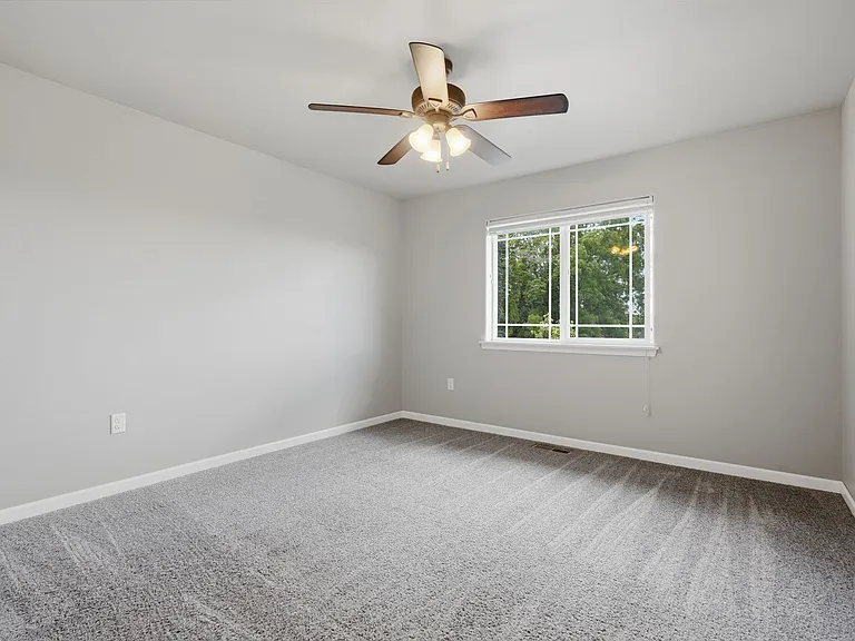Eastbrook Flats and Silver Slope Townhomes — Photo 38