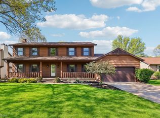 34935 Aspenwood Ln, Willoughby, OH 44094