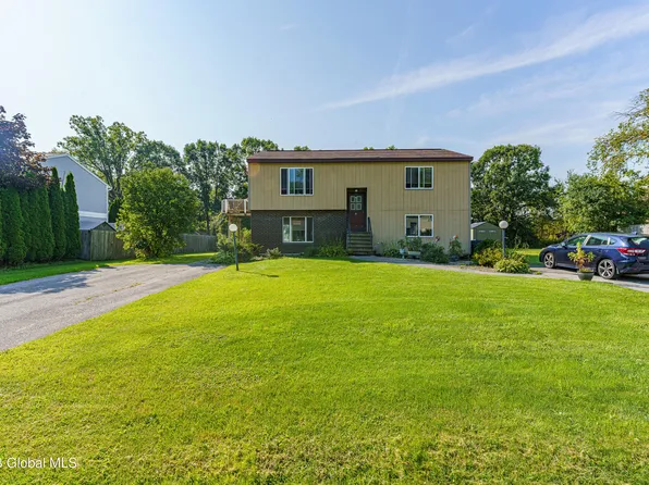 44 Suncrest Drive, Clifton Park, NY 12188