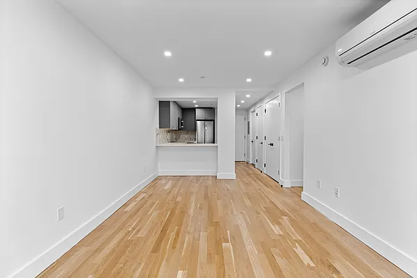 Rented by Leasing Management LLC | media 24