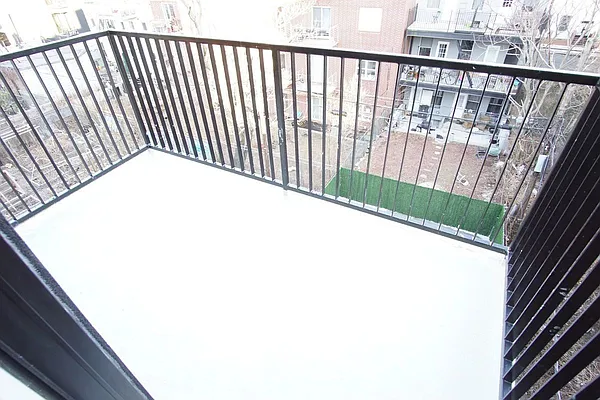 Rented by ERNY LLC | media 16