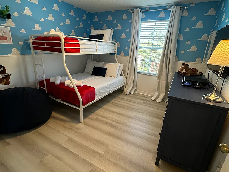 470 Las Fuentes Dr — Photo 12