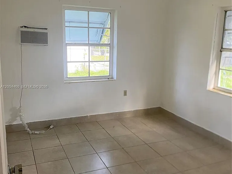 1070 NW 147th St — Photo 8