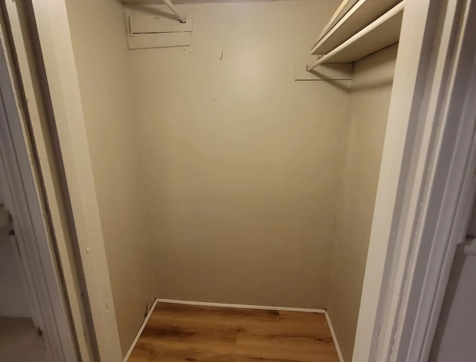 Studio, 320 sqft, $650 — Photo 3