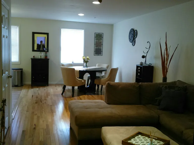 1427 McCulloh St #1A — Photo 1