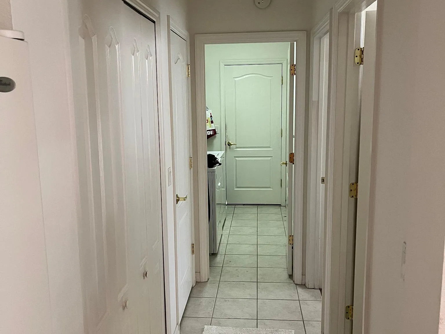 1111 Yosemite Dr — Photo 4