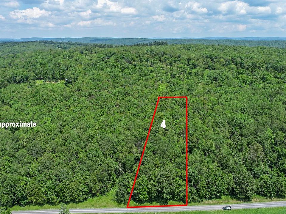 1st image of 4 Greenwood Ridge Rd