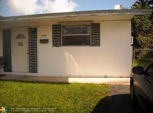 1932 SW 68th Ter, Pompano Beach, FL 33068