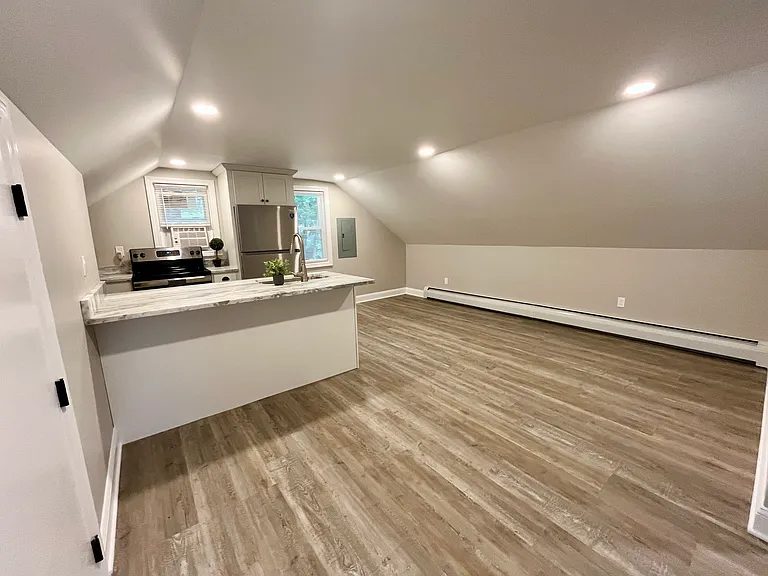 17 Lawrence St #3 — Photo 8