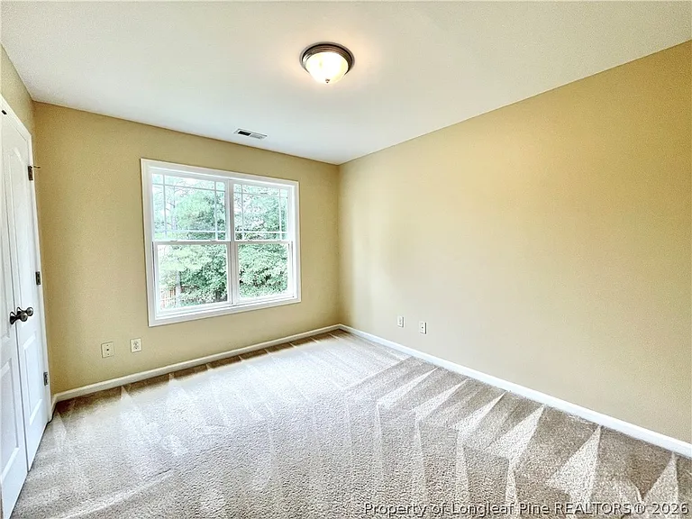 675 Omaha Dr — Photo 30