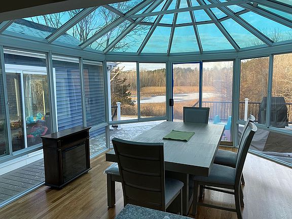 Interior solarium