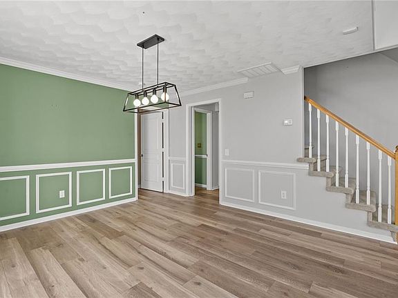 5th image of 2284 Humphreys Dr #281
