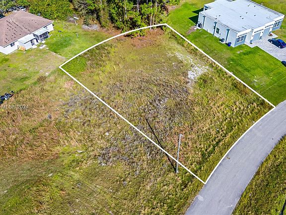 3rd image of 5008 Jones Dr