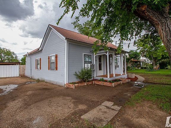 2nd image of 618 E Highland Blvd
