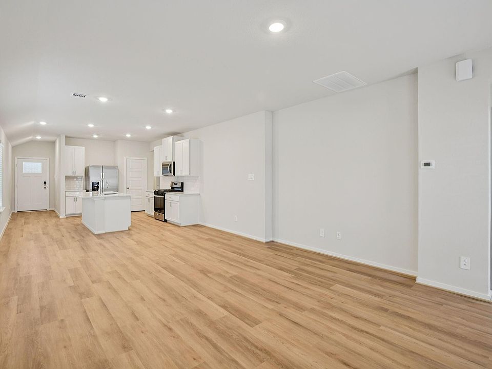1st image of 29119 Samuel Gardens Ct