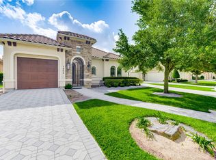 1903 Flower Garden Ln, Houston, TX 77077