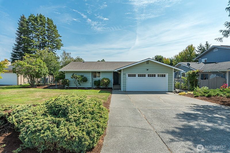 2nd image of 3801 37th Drive