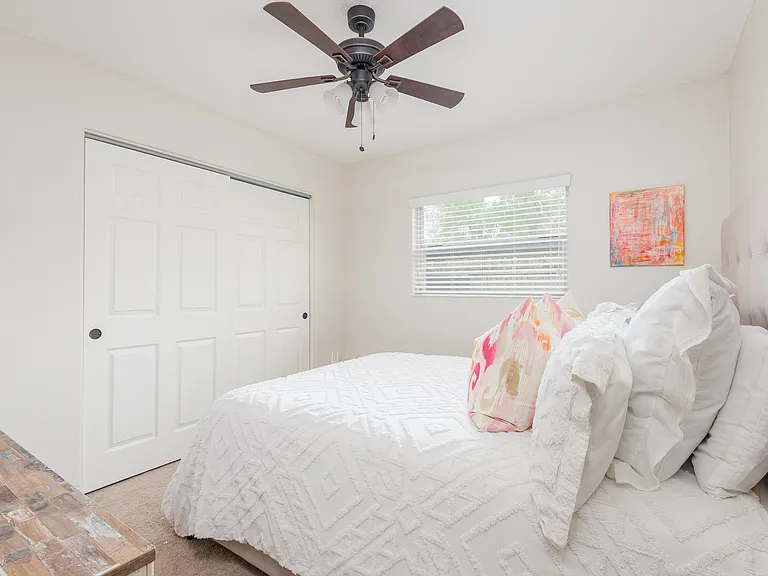 2407 S Harold Ave — Photo 16