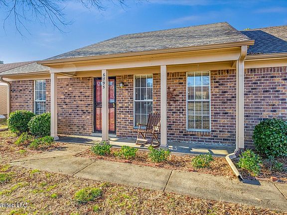 4th image of 6795 Dunbarton Dr