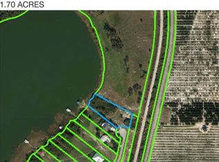 111 S Bear Pointe Dr, Lake Placid, FL 33852