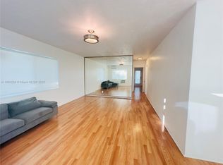 455 Golden Isles Dr APT 210, Hallandale, FL 33009