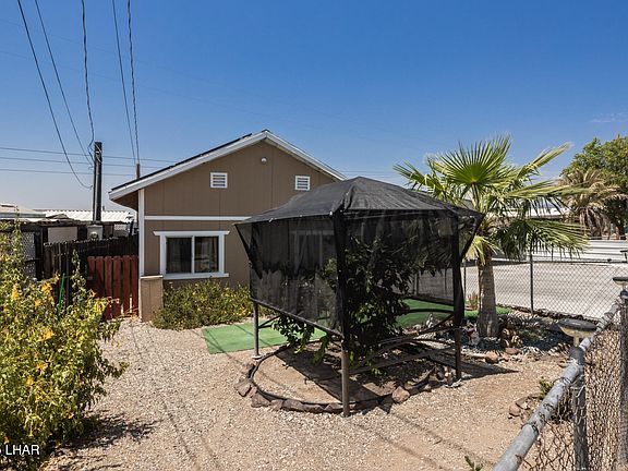 3rd image of 10626 Fenton Dr