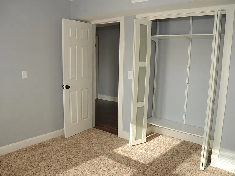 3336 Gillham Rd #1E — Photo 7