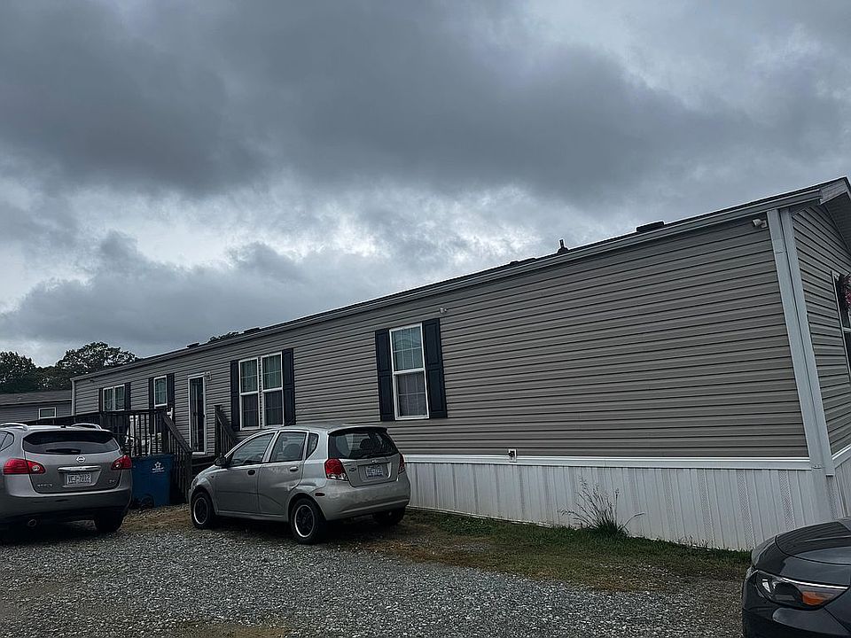 1st image of 2156 James Boswell Rd Trailer 107