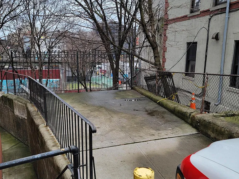 43 W 177th St #1 — Photo 15