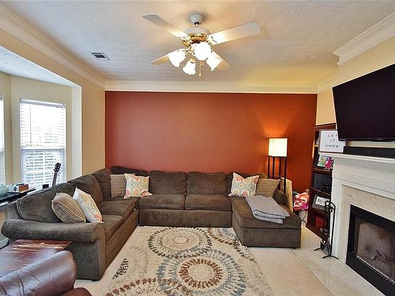 4th image of 4617 Crawford Oaks Dr