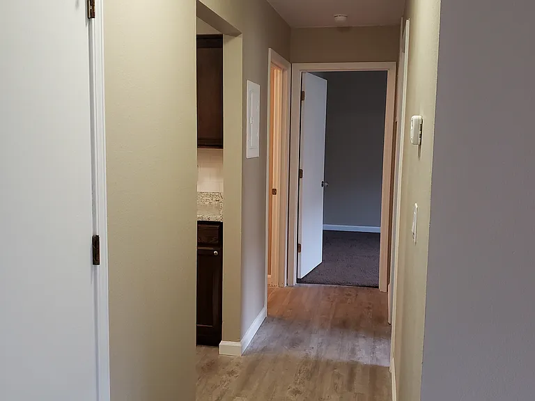 700 S 11th St #B9 — Photo 6