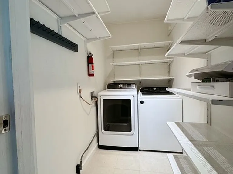 3028 Dixon Rd — Photo 11