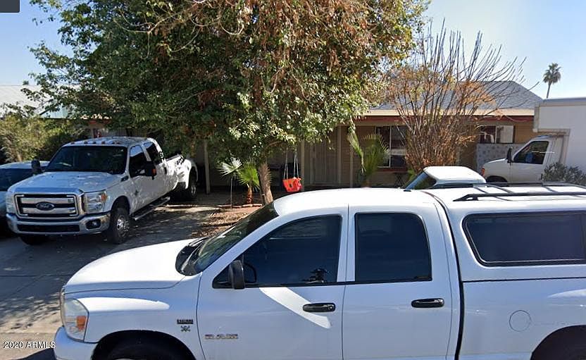 1st image of 2211 N 52nd Dr