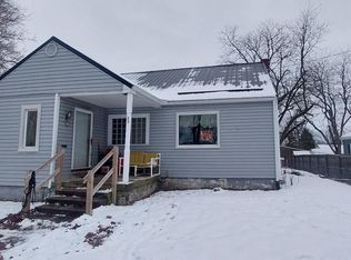 424 Oak St, Hudson, MI 49247