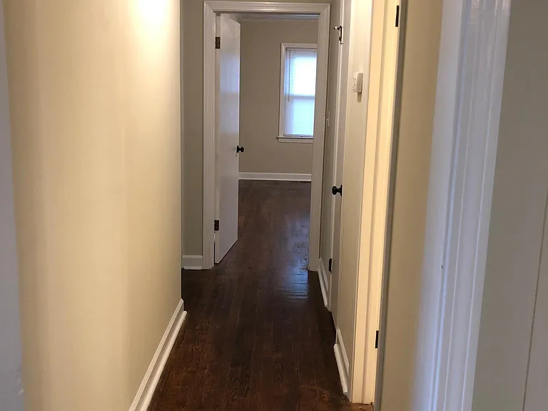 1505 Hopkins Dr — Photo 5