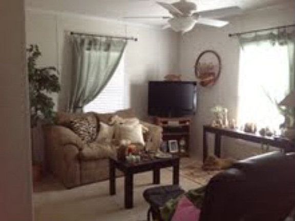 5th image of 205 Bluffton Dr