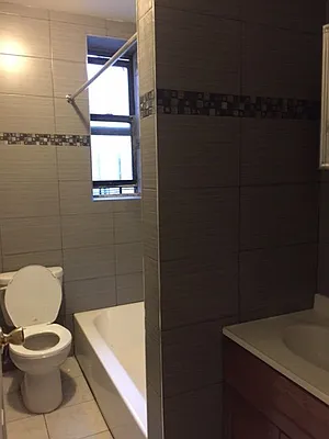 Rented by ERNY LLC | media 13