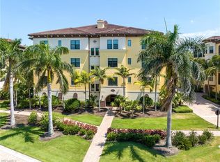 2751 Tiburon Blvd E APT 102, Naples, FL 34109