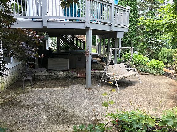 5th image of 234 Ashley Ct
