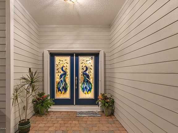 5th image of 3583 Carambola Cir #1