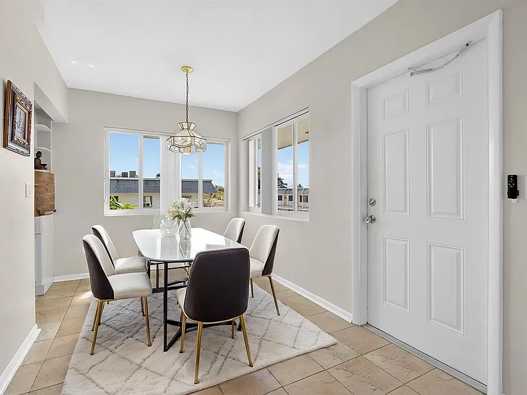 3402 Cynthia Ln #201 — Photo 16