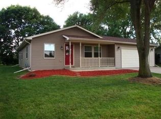 3719 Balmoral Dr, Janesville, WI 53548