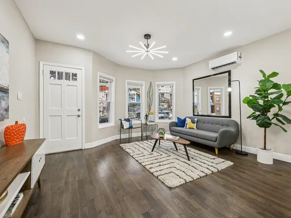 299 Claremont Avenue image 3 of 44